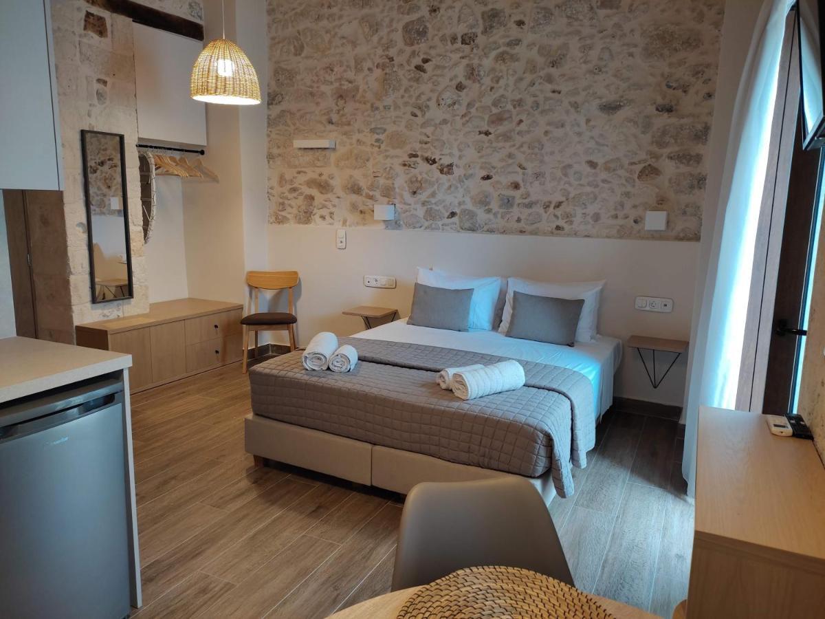 Loggia Traditional Suites 레팀노 외부 사진