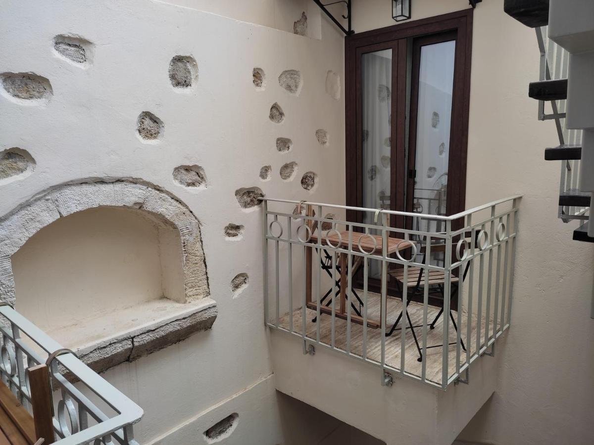 Loggia Traditional Suites 레팀노 외부 사진