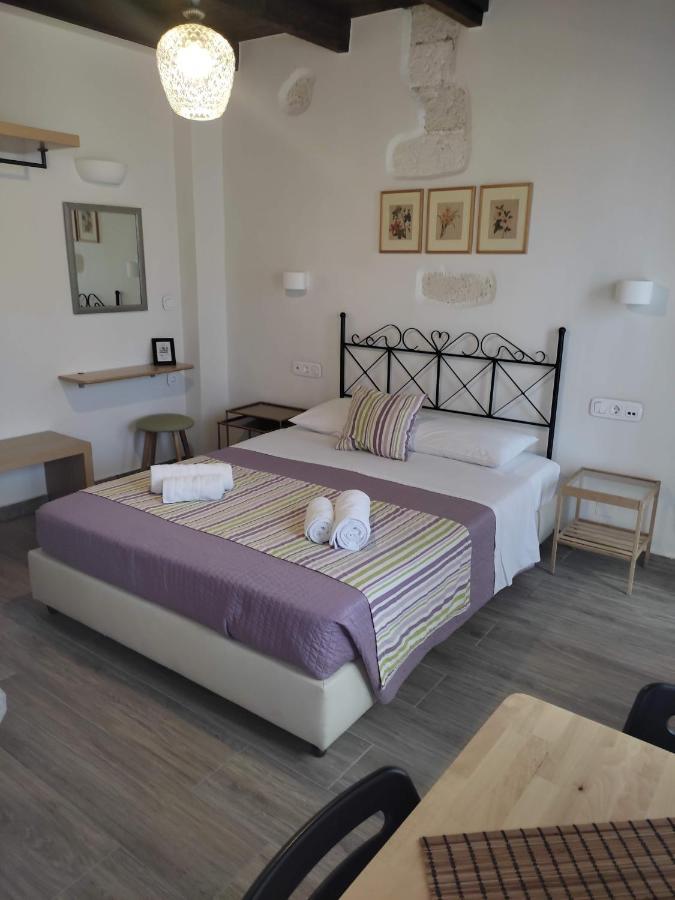 Loggia Traditional Suites 레팀노 외부 사진