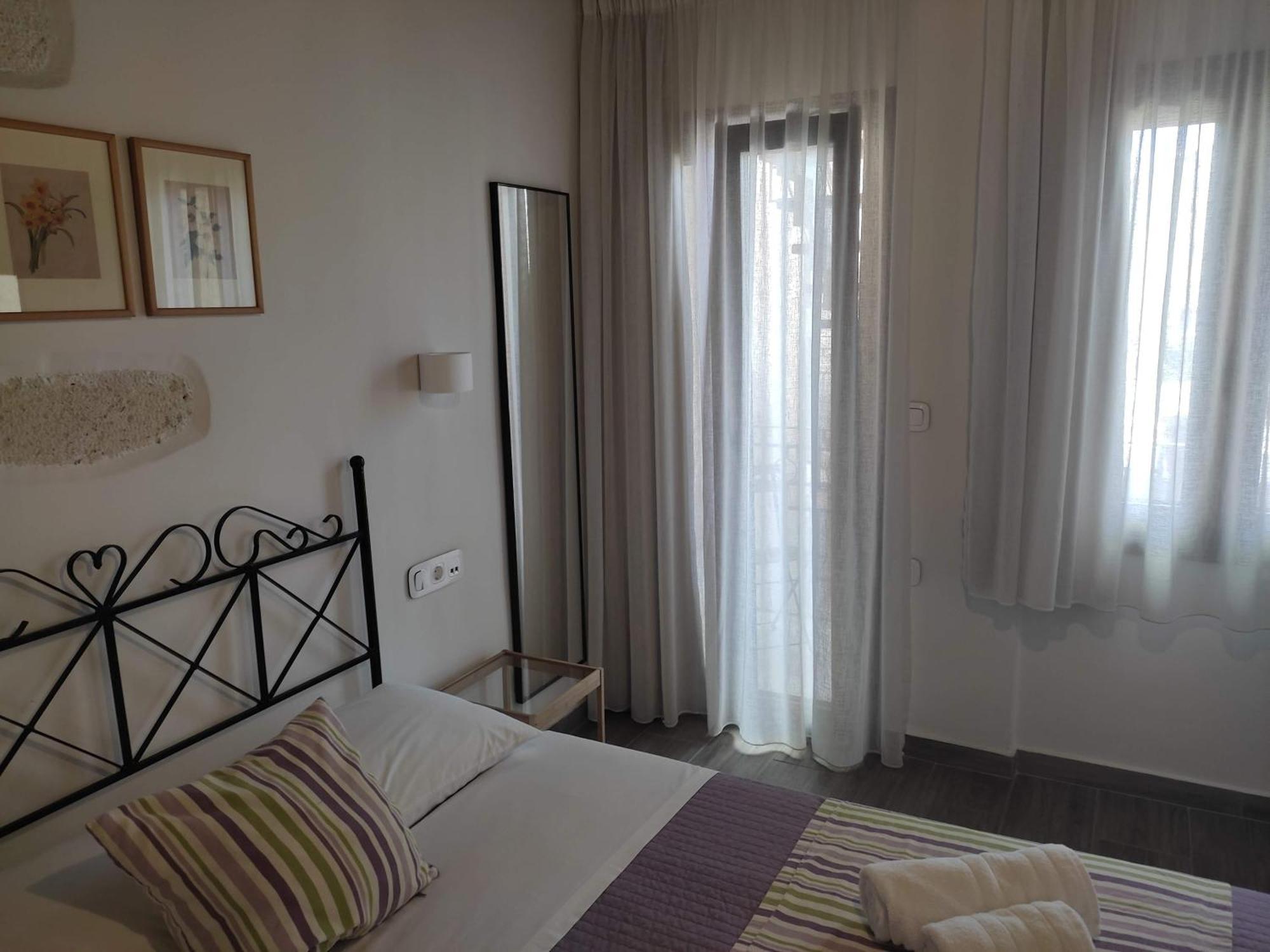 Loggia Traditional Suites 레팀노 객실 사진