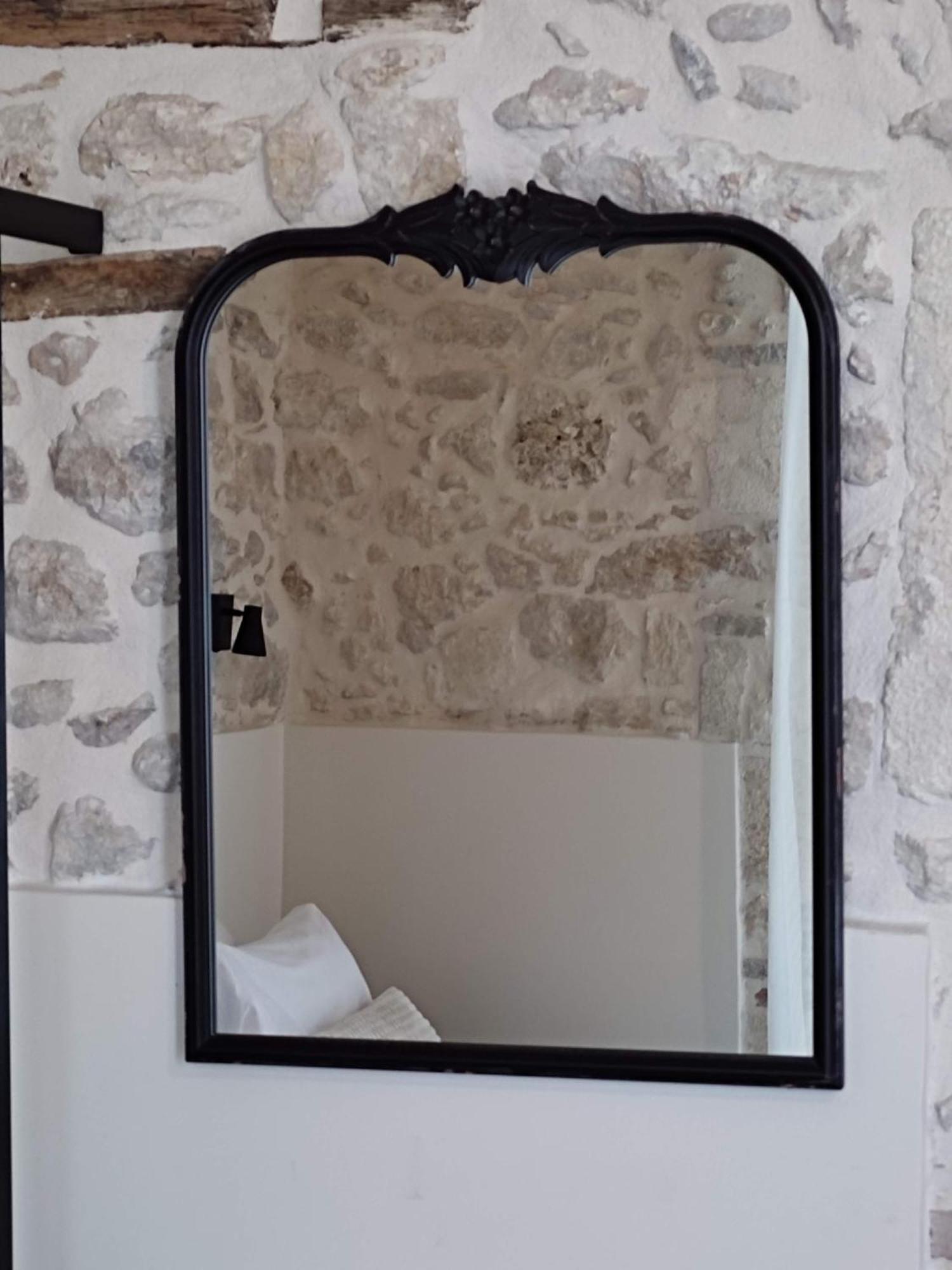 Loggia Traditional Suites 레팀노 객실 사진