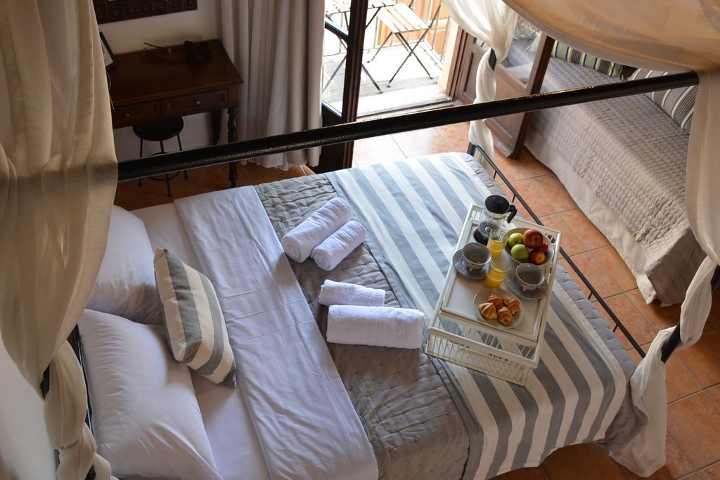 Loggia Traditional Suites 레팀노 외부 사진